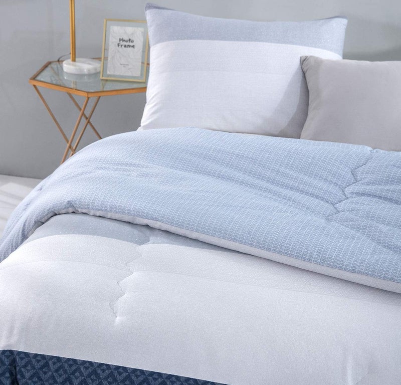 SLEEPBELLA Comforter King Size, 600 Thread Count Cotton White and Navy Striped Patchwork Reversible Pattern Reversible Blue Comforter Set,Down Alternative Bedding Set 3Pcs (King, Blue Patchwork) - Image 4